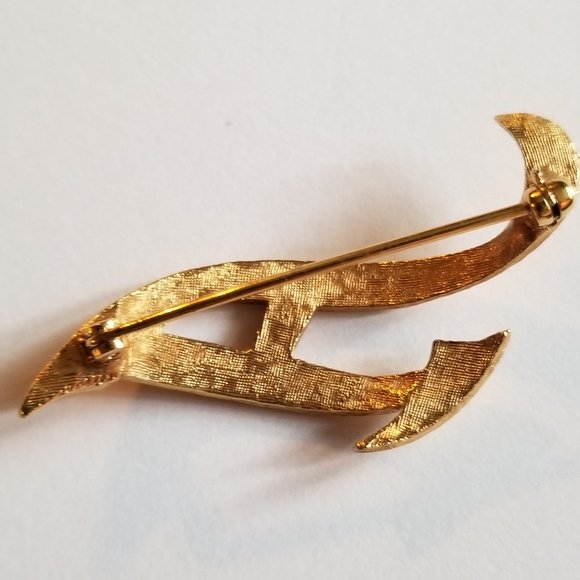 Relisted -Vintage letter A brooch textured gold tone pin initial - Picture 7 of 8